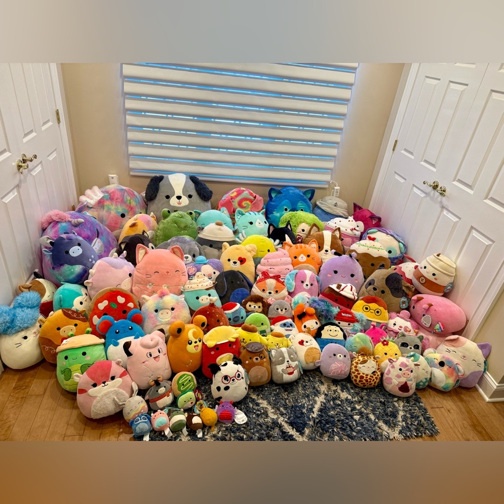 Please message me if anything catches your eye!I discount bundles& accept offers